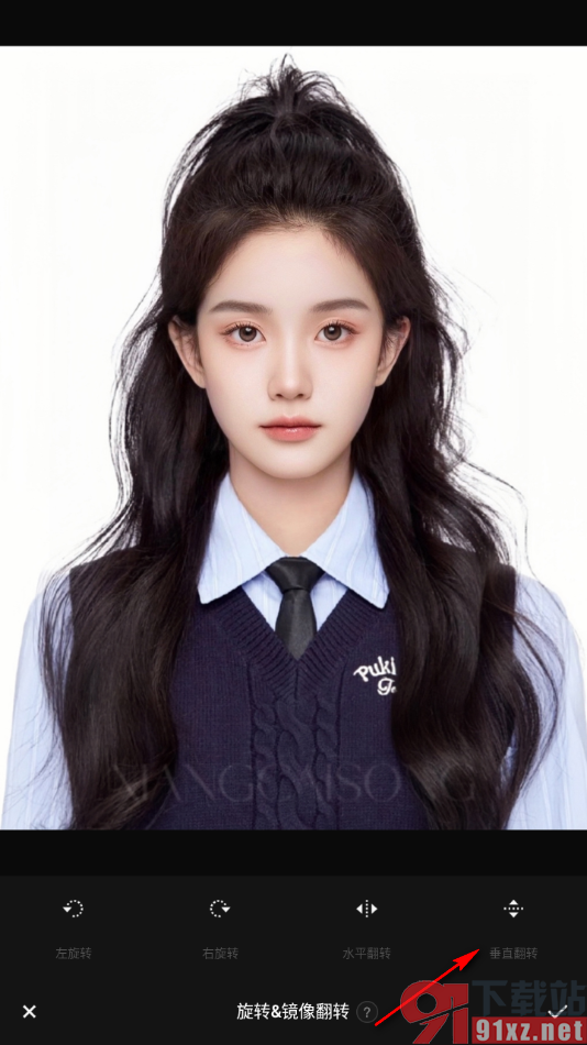 fotor手机版设置将图片垂直翻转显示的方法